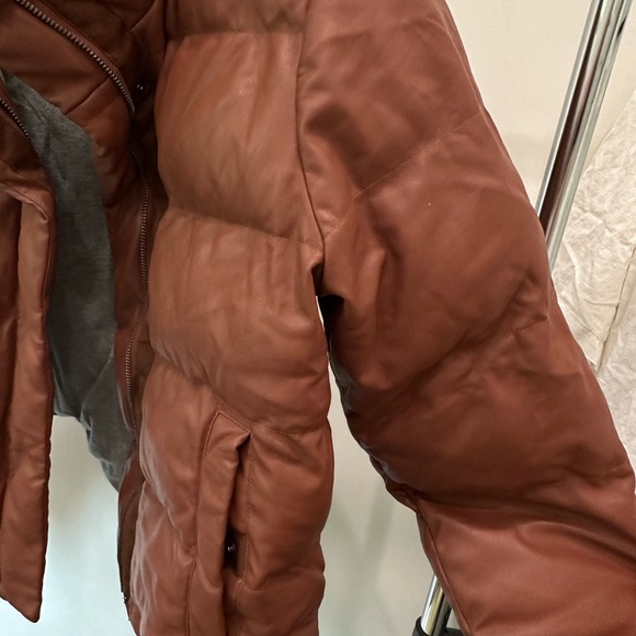 Abercrombie brown, leather puffer jacket - Picture 4 of 6